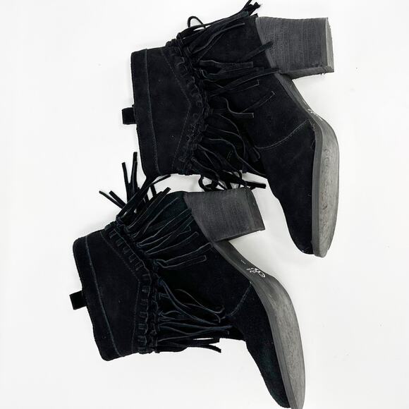 Sbicca 'Sound' Fringe Suede Bootie 8 - Picture 12 of 12